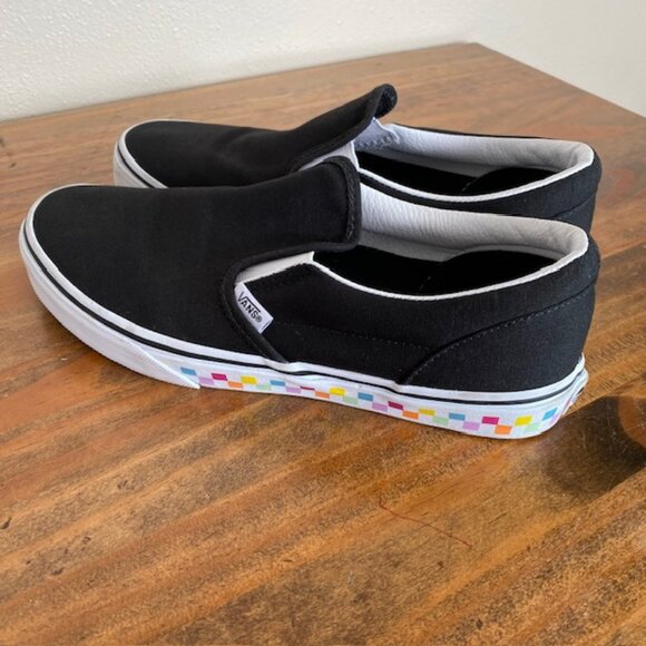 Vans Black Slip-on Sneakers - Size 6 - Picture 6 of 9